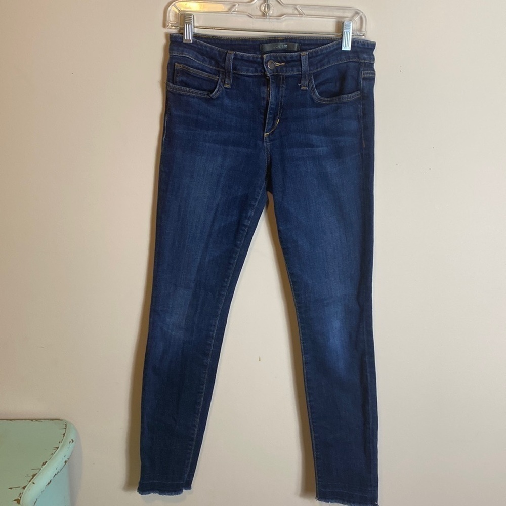 Joes Skinny Ankle blue jeans size 28